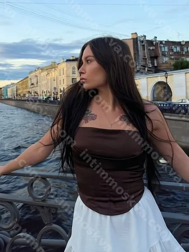 Анкета шлюхи Дарина, возраст 23 года, брюнетка, размер груди третий, метро Воробьёвы горы, район Раменки, цена 6000 руб 1 час, Фото 1, заказ по тел. +7 921 506-56-44, №21879