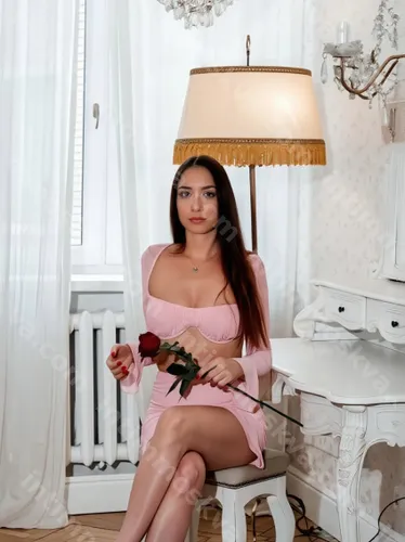 Анкета шлюхи Лина, возраст 38 лет, брюнетка, размер груди второй, метро Волоколамская, район Строгино, цена 8000 руб 1 час, Фото 1, заказ по тел. +7 902 272-88-62, №27723